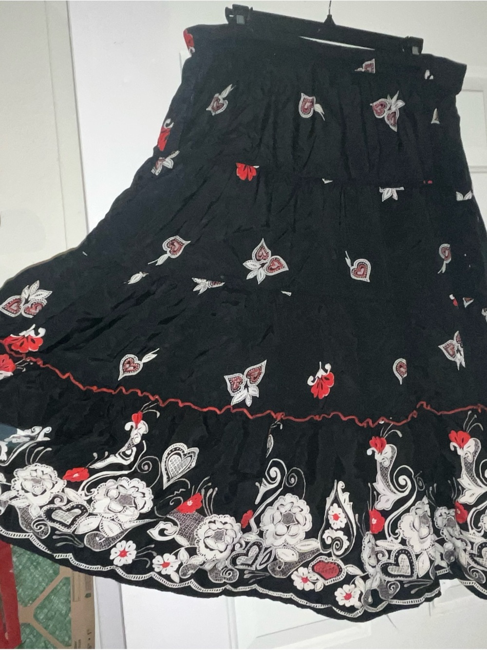 White Stag Black Maxi Skirt with Red & White Embroidered Floral Trim - Picture 5 of 9